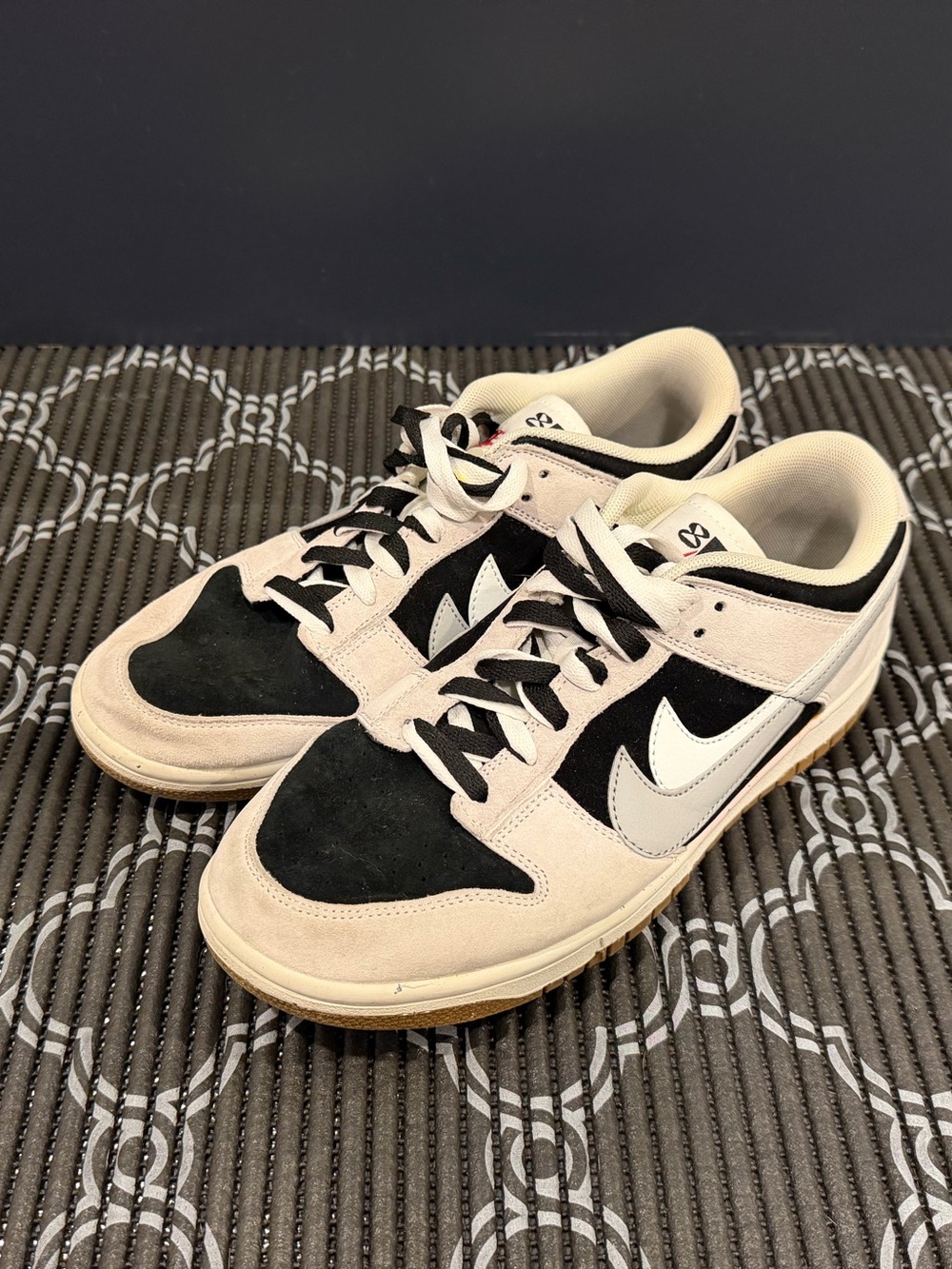 Nike Dunk Low SE (Double Swoosh) DO9457-100